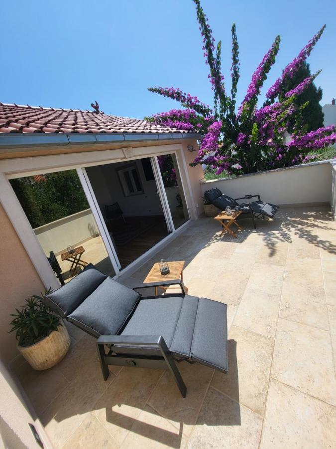 Holiday House Pia Villa Mirce Exterior foto